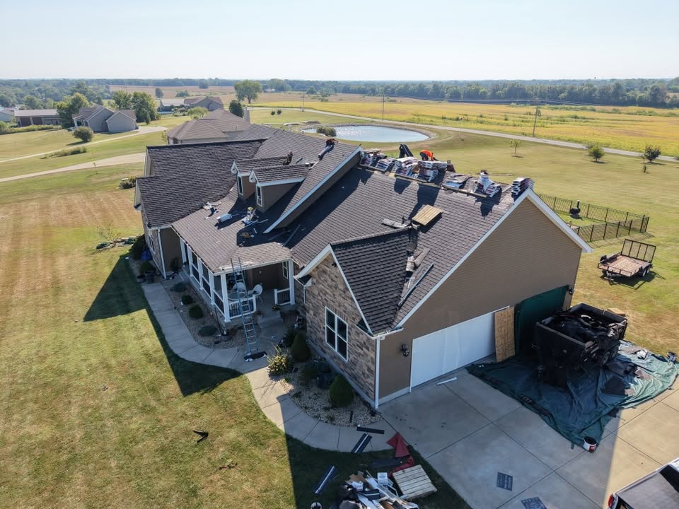 Shingle replacement on a country home